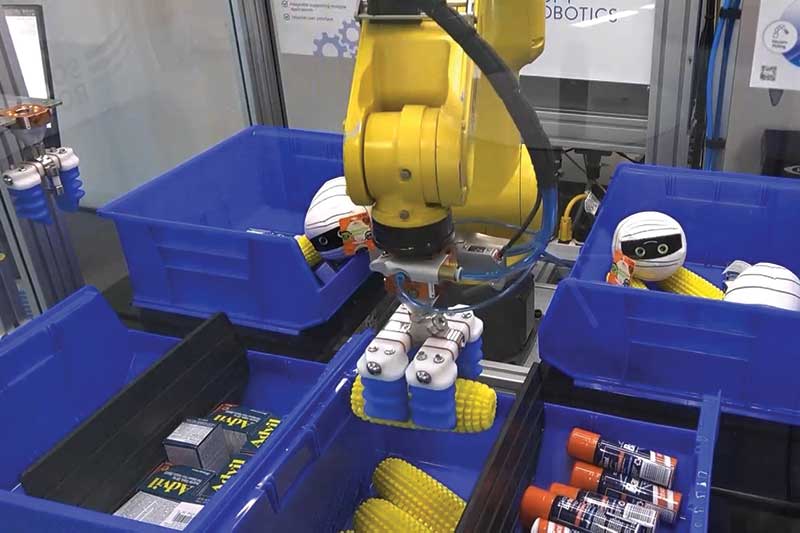 A robotic picker combines AI and 3D vision with soft-grasping technology for high-speed picking. 