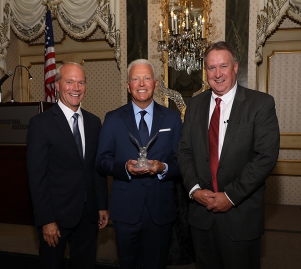 Pictured (L-R): Brett Wood, Toyota Material Handling North America President & CEO; Jeff Rufener, former Toyota Material Handling President & CEO and recipient of ITA Meritorious Service Award; and Bill Finerty, Toyota Material Handling President & CEO
