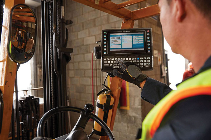 Android-based computers for lift trucks come in both VMU and tablet form factors, with some models featuring keyboards for ease of use with gloves.